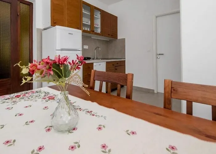 And By The Sea Palit - Rab - 24303 Guest house