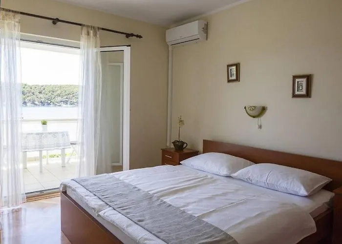 And By The Sea Palit - Rab - 24303 Guest house 4*