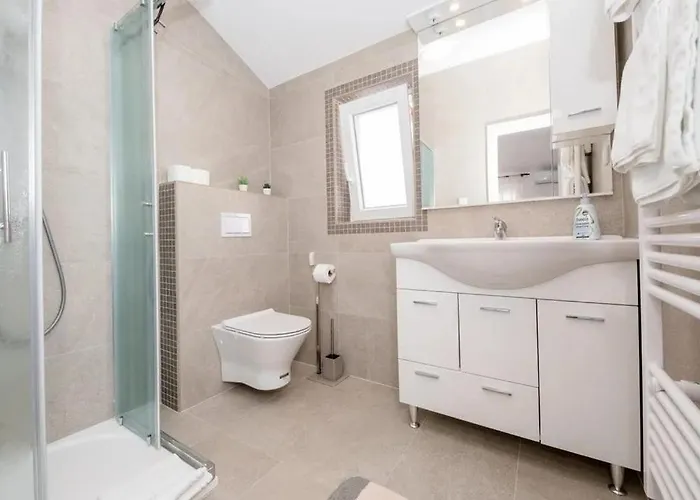 Guest house And By The Sea Palit - Rab - 24303