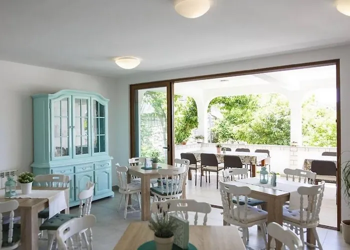 Guest house And By The Sea Palit - Rab - 24303 Rab Town